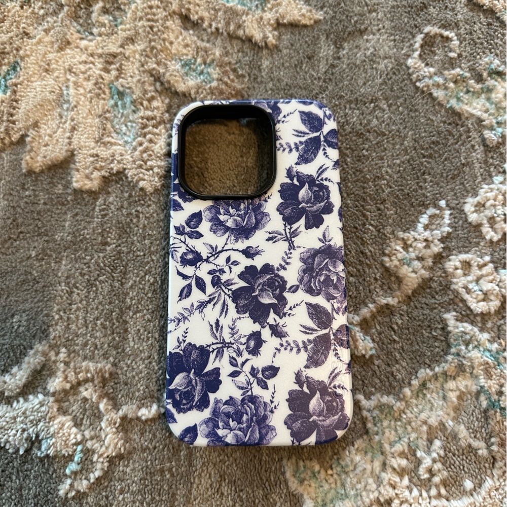 Casely iPhone 14 Pro Rose to Fame Bold+ MagSafe